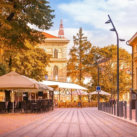 Hajnal #1 Deluxe With Terrace By Mital Szeged
