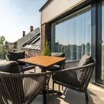 Hajnal #1 Deluxe With Terrace By Mital