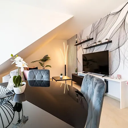 Hajnal #1 Deluxe With Terrace By Mital Apartment Szegedin