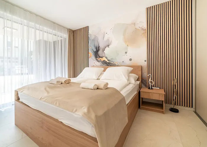 Apartment Hajnal Deluxe With Terrace By Mital
